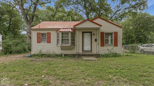 2206 Glenwood Dr, Jonesboro, AR, 72401-5849 | Card Image