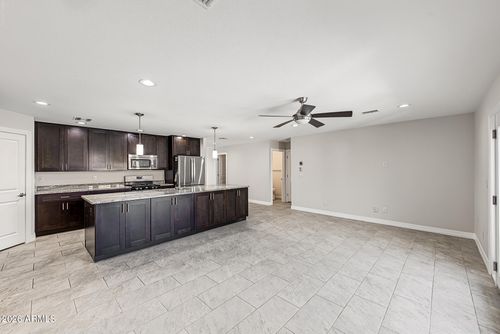 8714 E Clarendon Ave, Scottsdale, AZ, 85251-5050 | Card Image