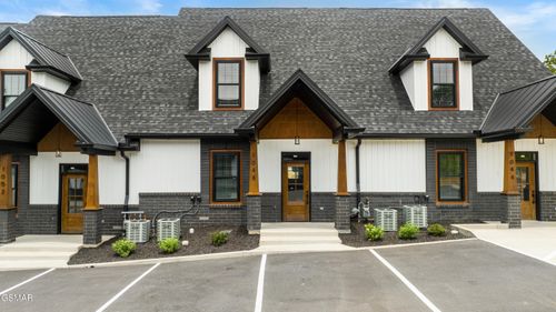 1048 Watch Hill Way, Sevierville, TN, 37862 | Card Image