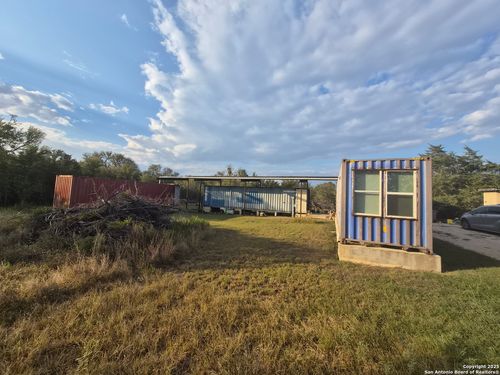 545 Spanish Oak Rd, Dale, TX, 78616-3040 | Card Image