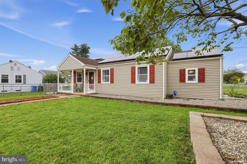 2 Lynn Dr, WEST DEPTFORD, NJ, 08096-1470 | Card Image