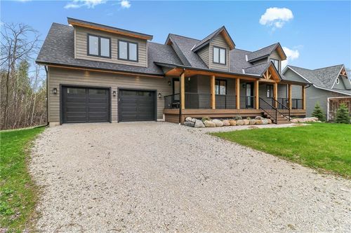 155 Delphi Lane, The Blue Mountains, ON, N0H1J0 | Card Image