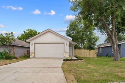 530 W Byrd Blvd, House other with 3 bedrooms, 2 bathrooms and null parking in Universal City TX | Image 1