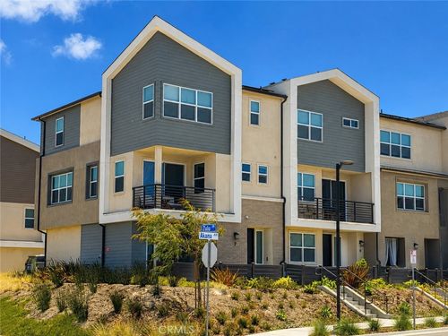 4-852 Makani St, Chula Vista, CA, 91911-6488 | Card Image