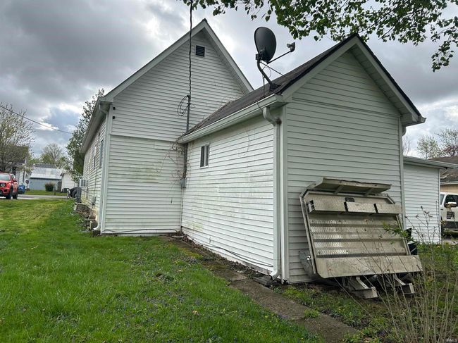 221 S Levy St, House other with 2 bedrooms, 2 bathrooms and null parking in Jasonville IN | Image 28