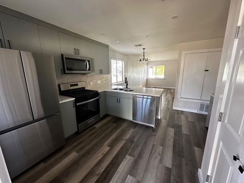 b-1410 W Braker Ln, Austin, TX, 78758-3702 | Card Image