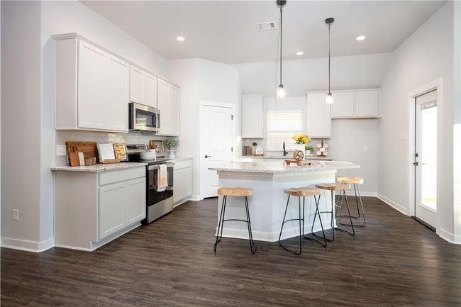 3516 Pointe Du Hoc Loop, House other with 3 bedrooms, 2 bathrooms and null parking in Bryan TX | Image 4