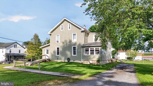 6086 Old Philadelphia Pike, GAP, PA, 17527-9797 | Card Image