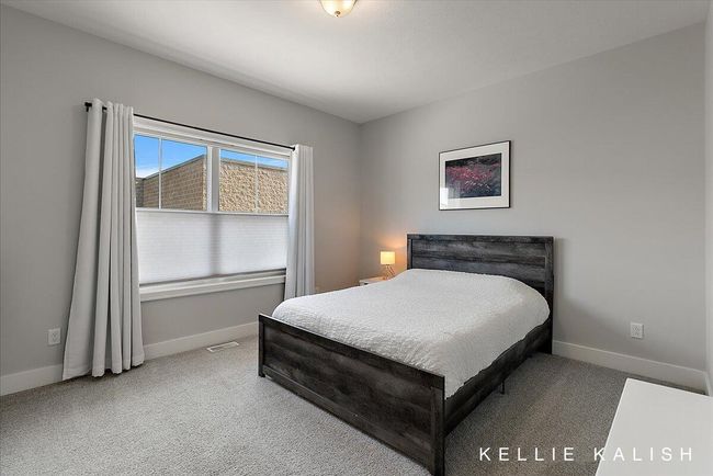 Large Primary Bedroom w/ Ensuite | Image 18