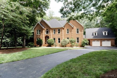 9307 Oak Trl, Ashland, VA, 23005-7862 | Card Image