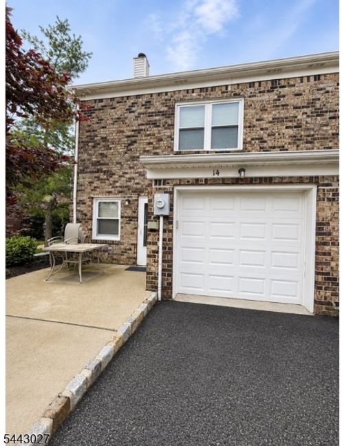 14 Yarmouth Ct, Scotch Plains, NJ, 07076-3158 | Card Image
