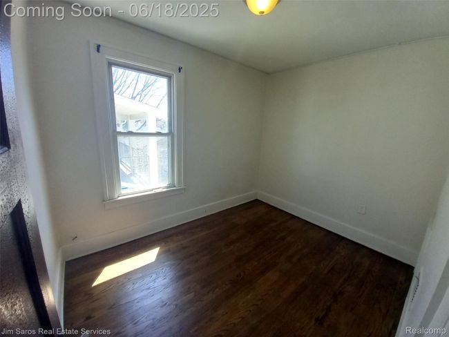 Bedroom | Image 6