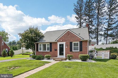 6 Preston Rd, MEDIA, PA, 19063-2114 | Card Image
