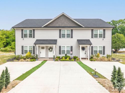 602 W 8th St, Kannapolis, NC, 28081-2113 | Card Image