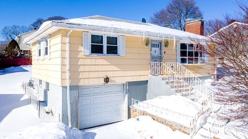 34 Robin Rd, Worcester, MA, 01604 | Card Image