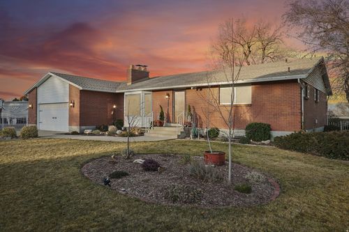2964 W Continental Cir, Taylorsville, UT, 84129-2273 | Card Image