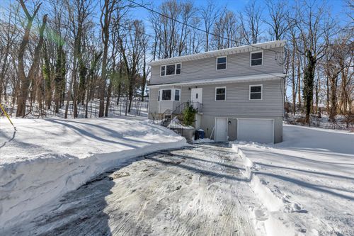 apt-1-lower-level-153 Vernon Valley Road, Huntington, NY, 11731 | Card Image