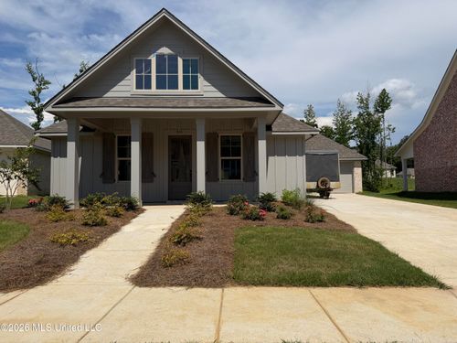 511 Fusion St, Brandon, MS, 39042-1106 | Card Image
