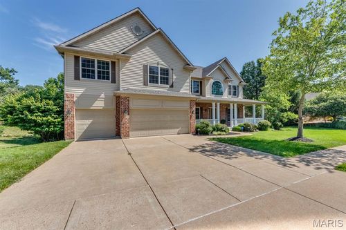 1515 Dietrich Glen Dr, Ballwin, MO, 63021-8073 | Card Image
