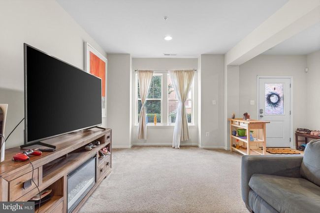 9824 Ushers Pl, Townhouse with 3 bedrooms, 3 bathrooms and null parking in WALDORF MD | Image 6