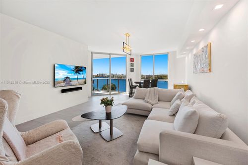 unit-606-17111 Biscayne Blvd, Aventura, FL, 33160-5174 | Card Image