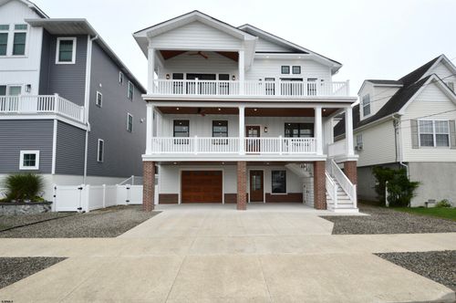 331 W 16th Ave, North Wildwood, NJ, 08260-2607 | Card Image