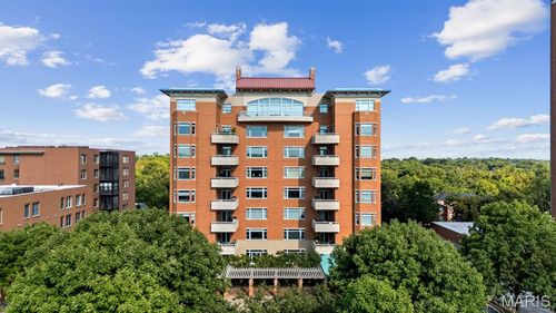 2b-800 S Hanley Rd, Clayton, MO, 63105-2688 | Card Image