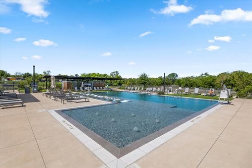 208-8001 Mellencamp Dr, Austin, TX, 78744-2099 | Card Image
