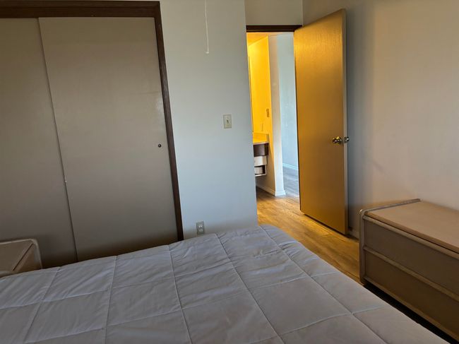 Primary Bedroom | Image 9