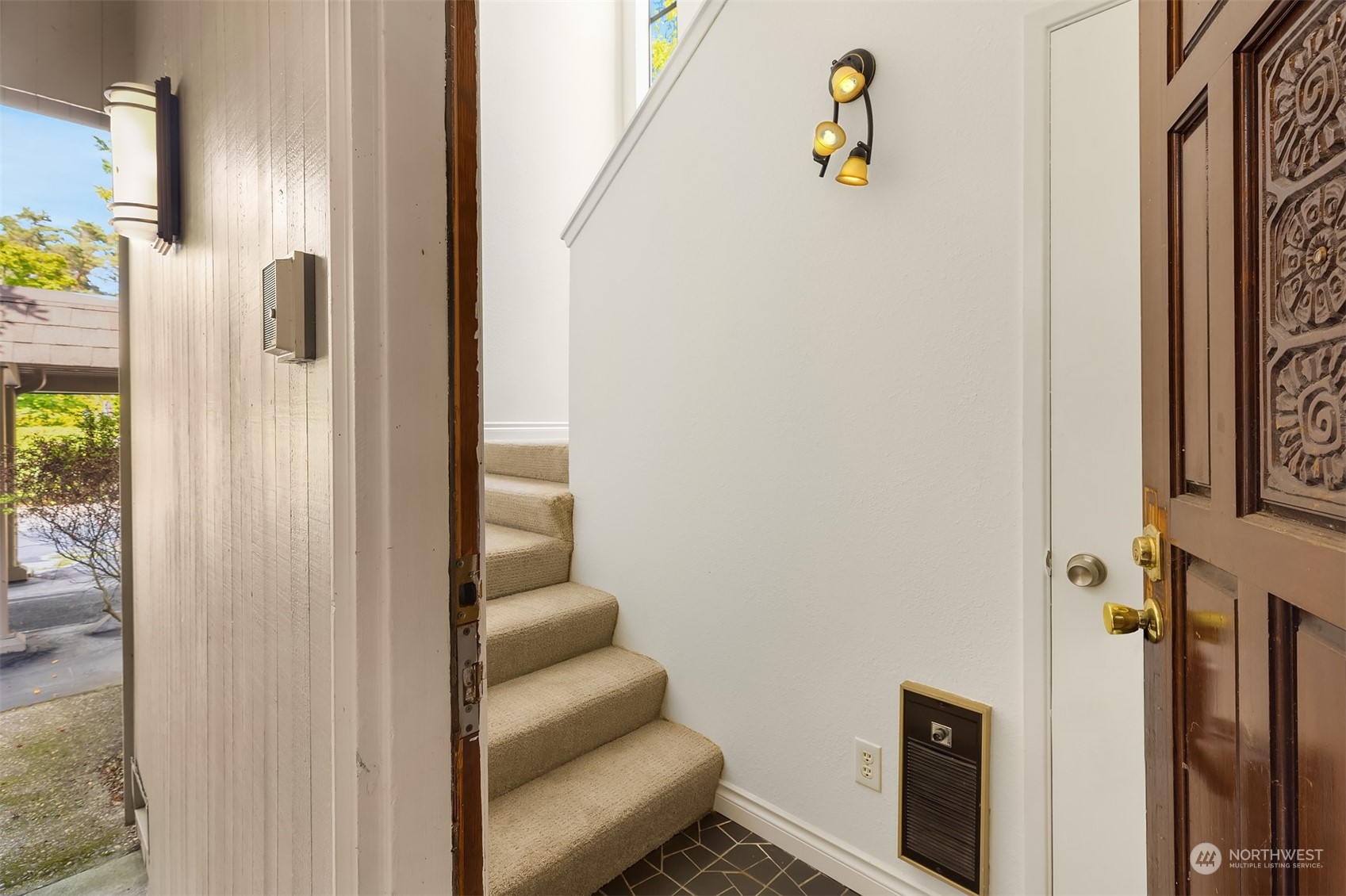 Sand Point Way, Seattle, WA 98115