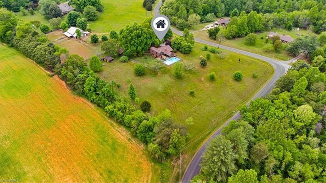 9020 Deer Hill Rd, House other with 4 bedrooms, 3 bathrooms and null parking in Belews Creek NC | Image 42