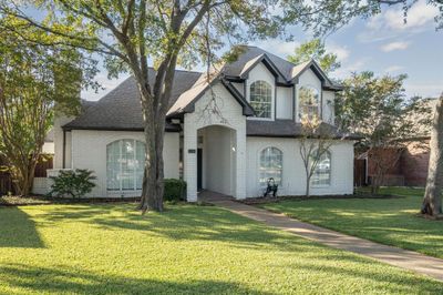 View of front of house featuring a front yard | Image 2