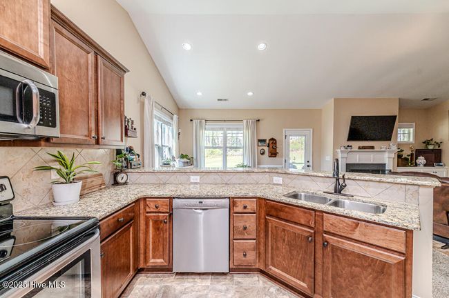 276 Widgeon Way, House other with 3 bedrooms, 2 bathrooms and 2 parking in Lillington NC | Image 23