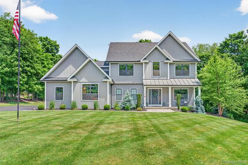 268 Lake Rd, Salisbury Mills, NY, 12577-5001 | Card Image