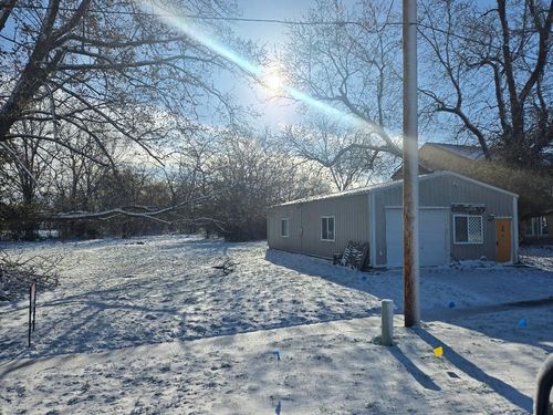 106 Elaine Ave, Hallsville, MO, 65255 | Card Image