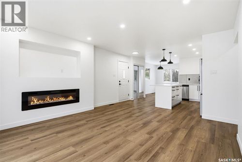 414 Rink Ave, Regina, SK, S4X2C6 | Card Image