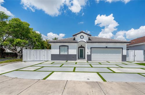 22560 Sw 103rd Ave, CUTLER BAY, FL, 33190-1767 | Card Image