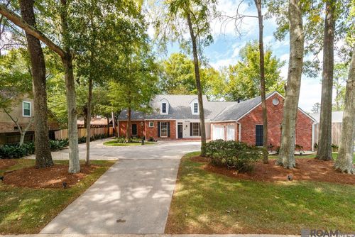 15635 Shenandoah Ave, Baton Rouge, LA, 70817-3644 | Card Image