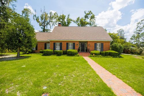 913 Millpond Rd, Valdosta, GA, 31602-1655 | Card Image