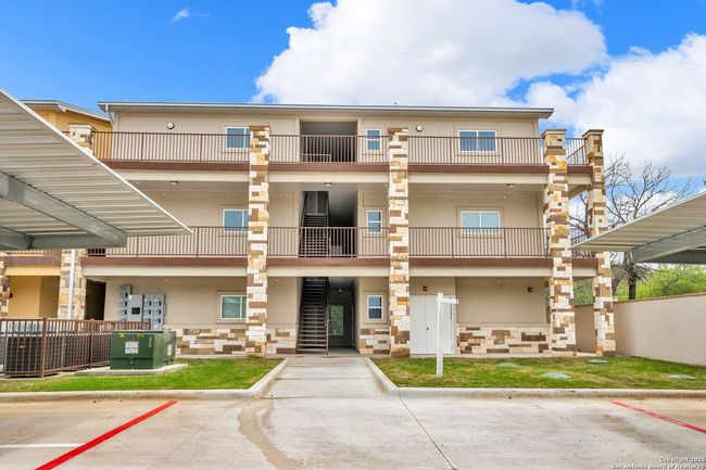APT-315 - 540 River Run, Condo with 3 bedrooms, 2 bathrooms and null parking in New Braunfels TX | Image 28