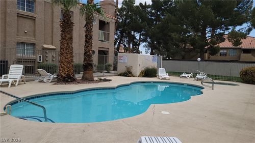102-1375 E Hacienda Ave, Las Vegas, NV, 89119-1900 | Card Image