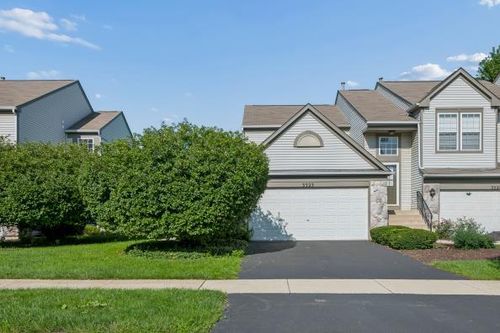 3323-3323 Bromley Lane, Aurora, IL, 60502 | Card Image