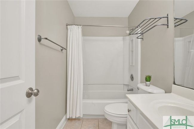 Guest Bathroom | Image 30