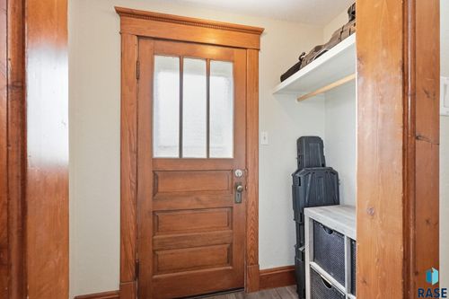718 E 4th St Street, Dell Rapids, SD, 57022 | Card Image