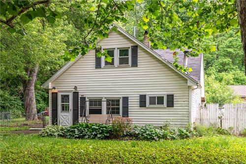 7398 Hinkle Rd, Middletown, OH, 45042-9214 | Card Image