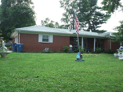 101 Whitney Ave, Lawrenceburg, KY, 40342-1354 | Card Image