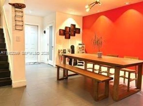 c6-13881 Ne 2nd Ct, Miami, FL, 33161-3680 | Card Image