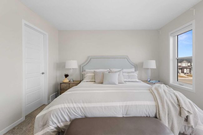 427 Lucas Blvd Nw, House other with 3 bedrooms, 3 bathrooms and 2 parking in Calgary AB | Image 16