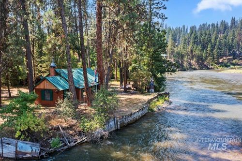 29 River Run Way, Garden Valley, ID, 83622-1053 | Card Image