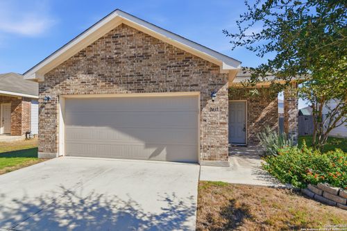 2437 Ranger Pass, Seguin, TX, 78155-7522 | Card Image